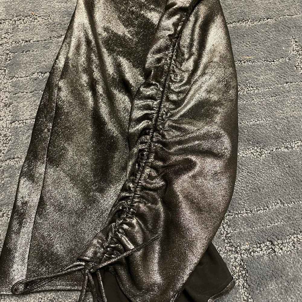 Metallic Ruched Mini dress - Picture 3 of 4